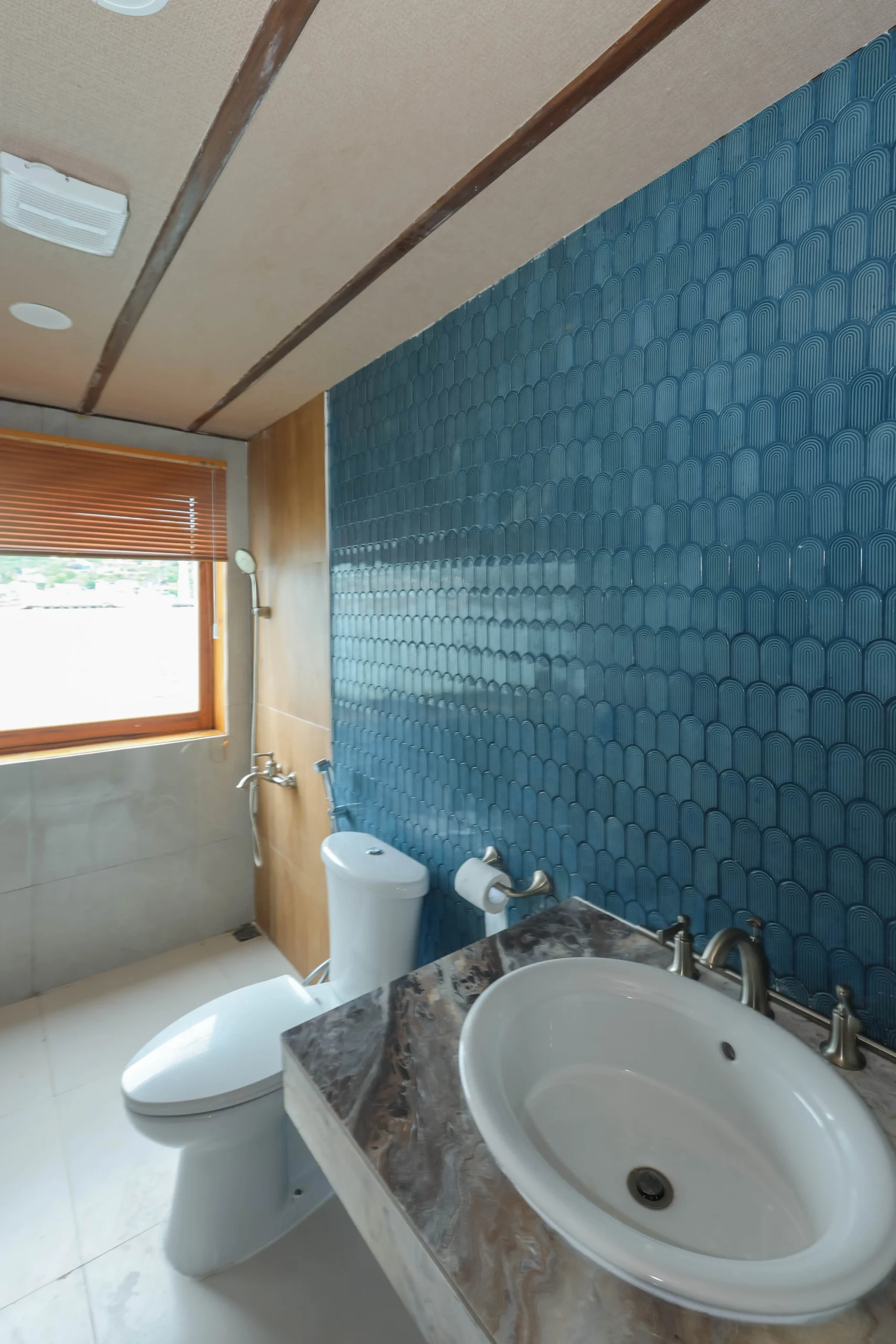 Master Cabin_Bathroom